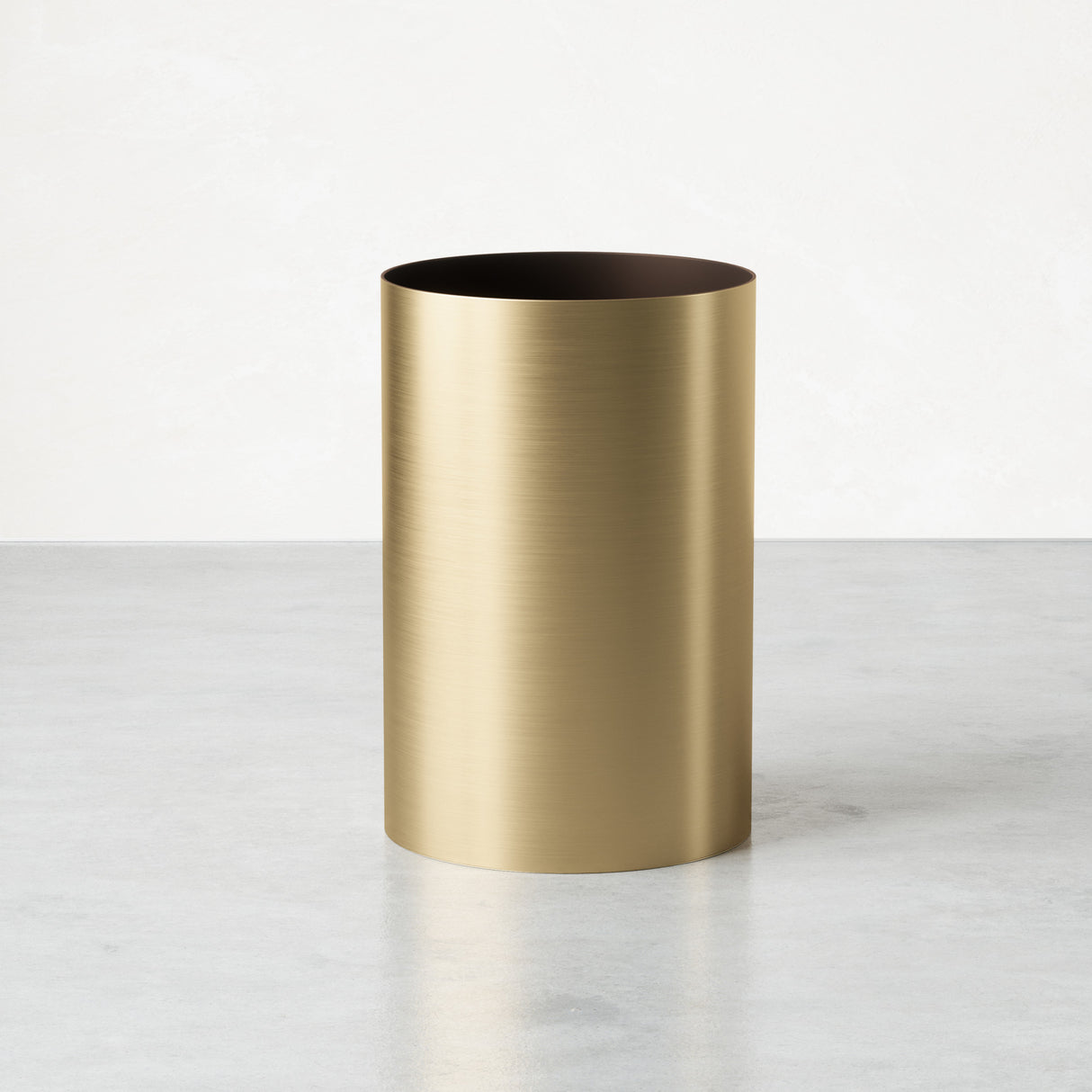 Bathroom Trash Cans | color: Matte-Brass