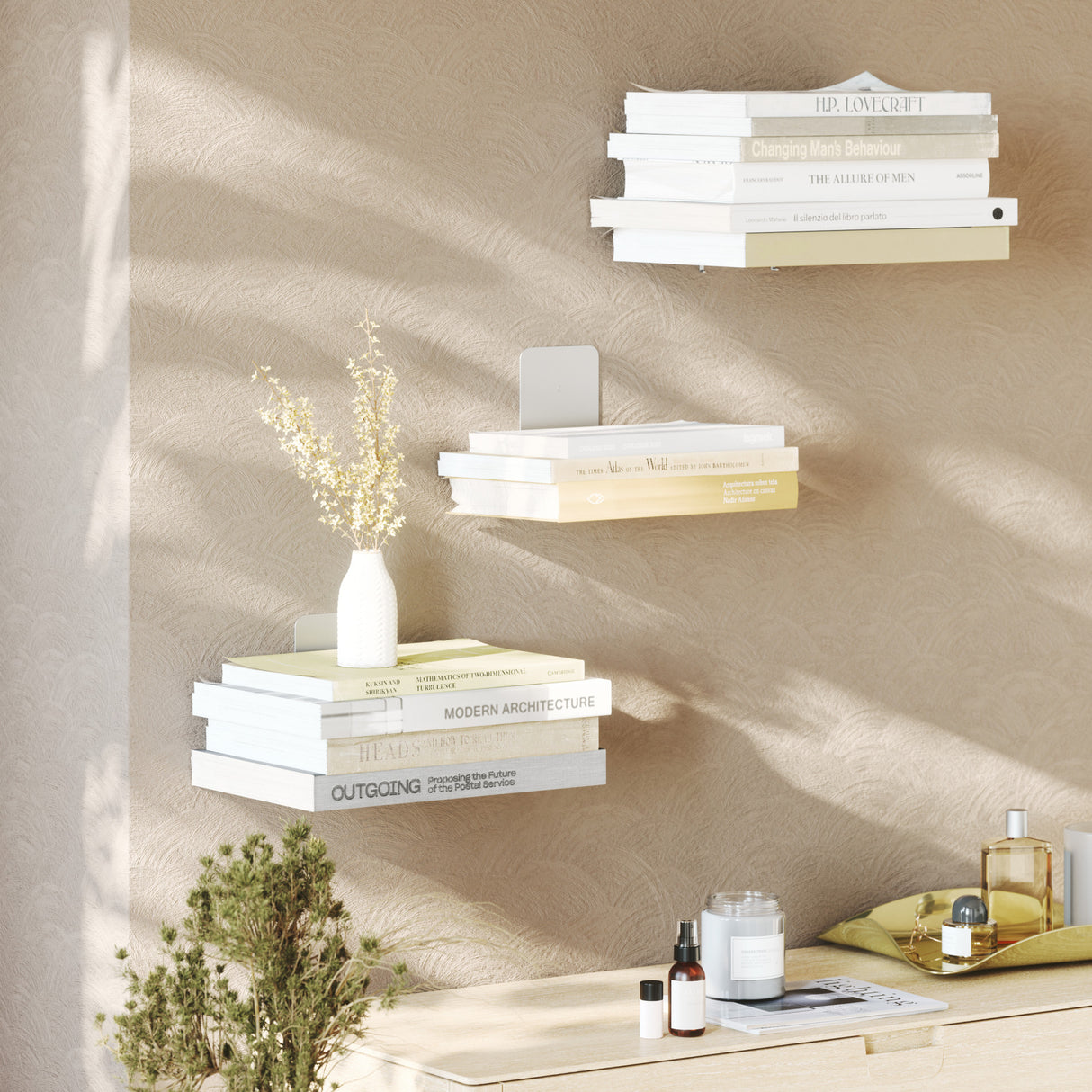 Shelves & Magazine Racks | color: Silver | size: Small